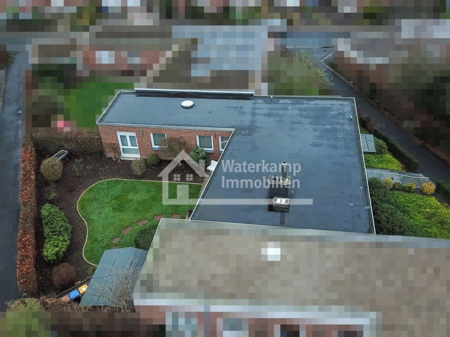 Luftaufnahme seitlich Bungalow M�nster