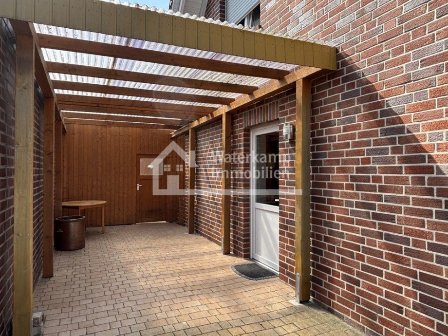 Carport u. Nebeneingangst�r ins Haus Zweifamilienhaus Nordwalde
