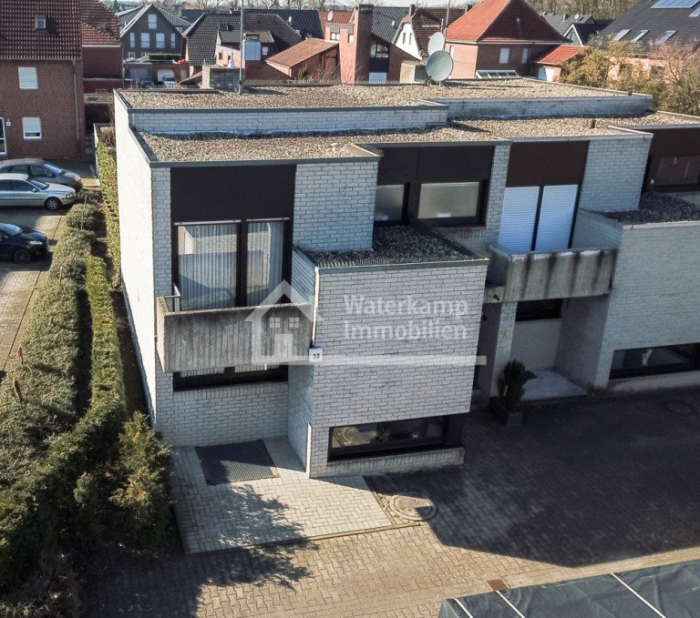 Luftaufnahme vorne Nordwalde Doppelhaush�lfte Doppelhaush�lfte in zentraler Lage von Nordwalde