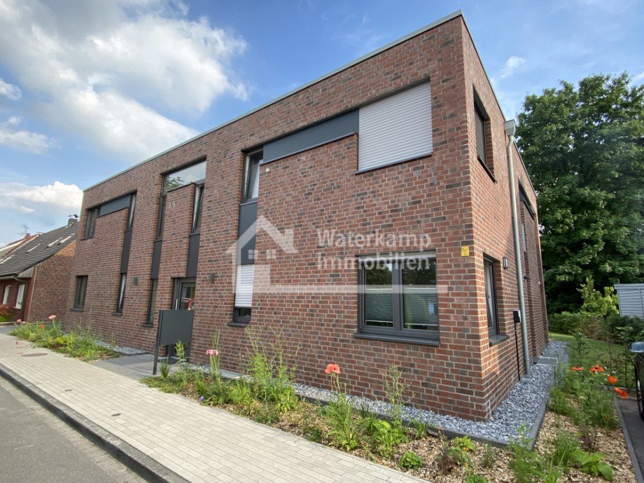 Vorderansicht Etagenwohnung Laer