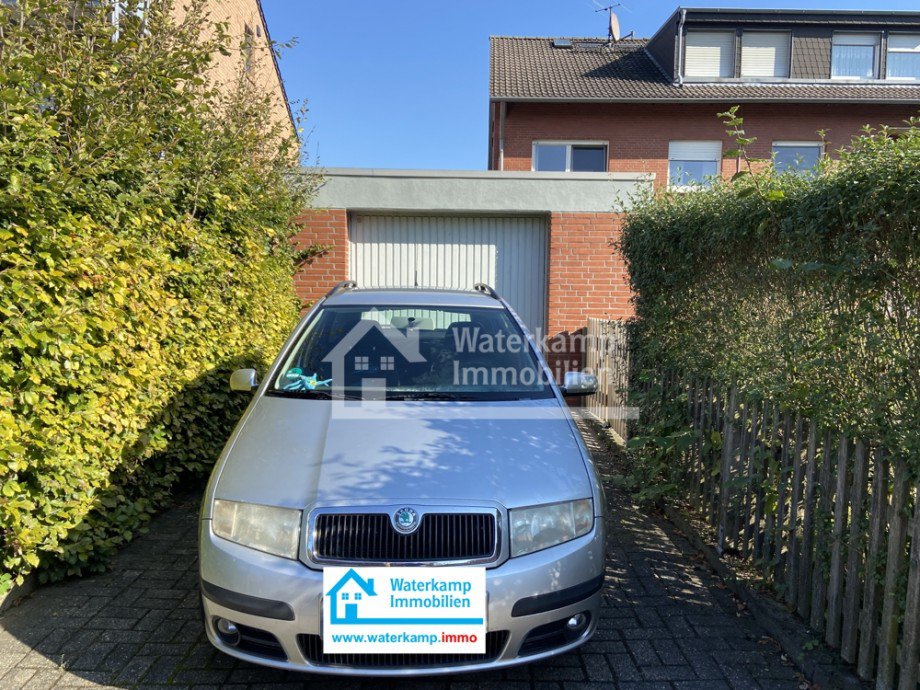 Garage R�ckseite Mehrfamilienhaus Nordwalde